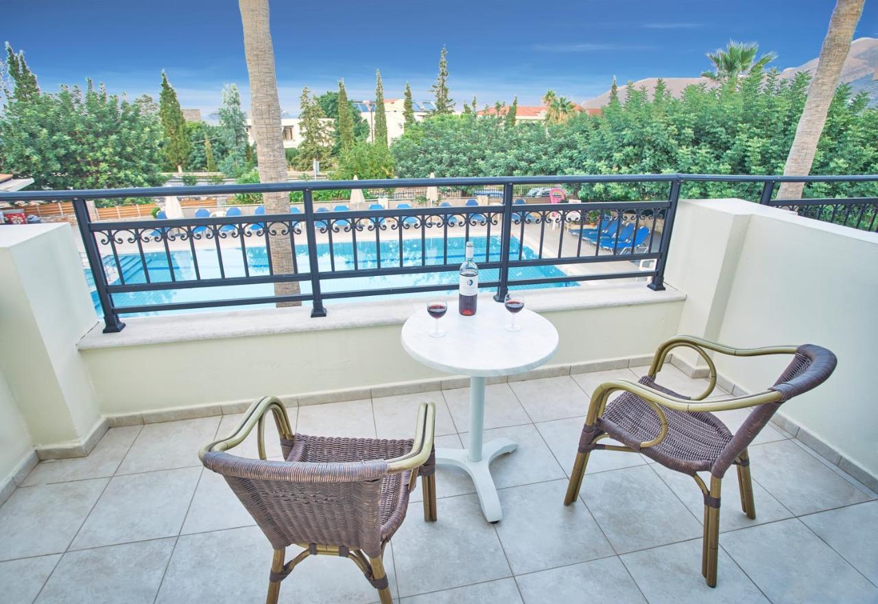 Dionysos Apartments & Studios Сталіда Екстер'єр фото