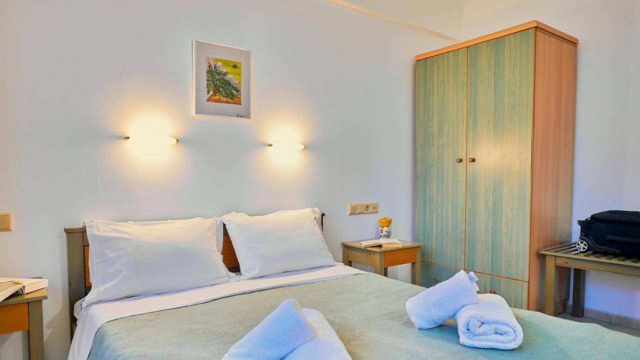 Dionysos Apartments & Studios Сталіда Екстер'єр фото